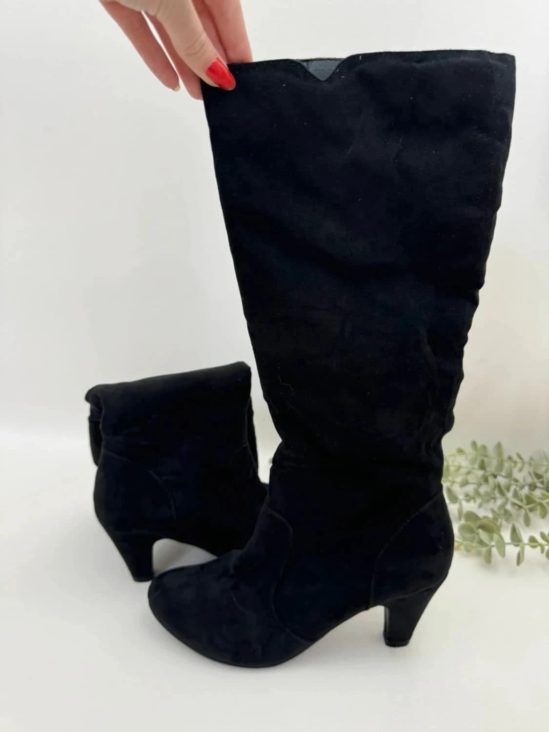 Bottes noires à talons taille 38 - Photo 5/8