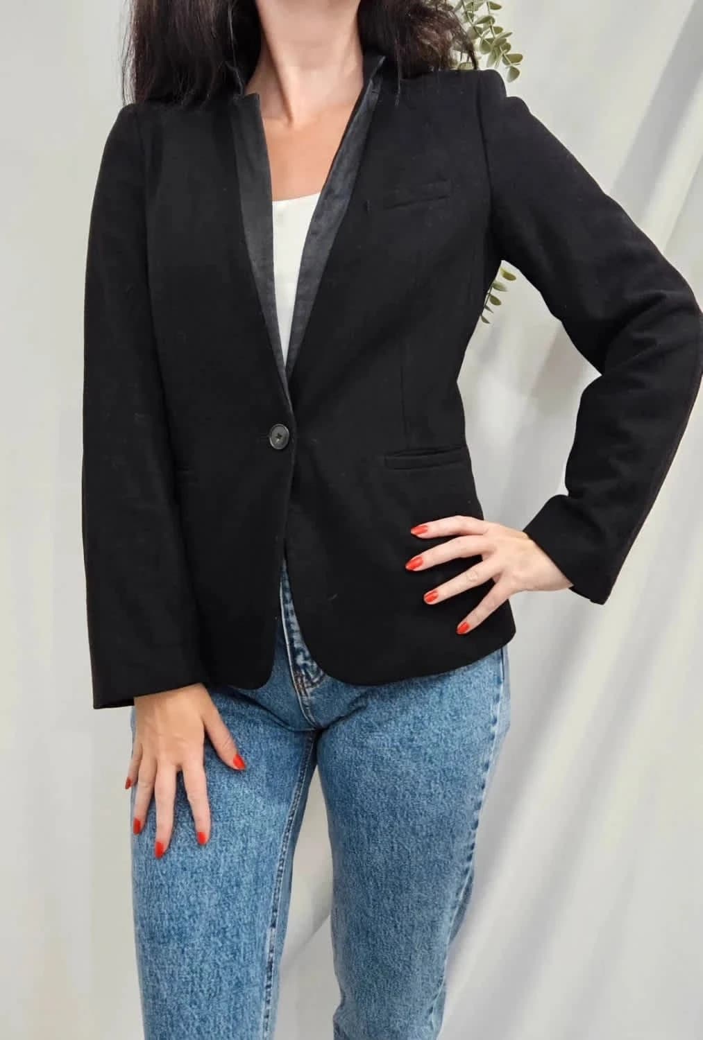 Blazer noir en laine 123 Paris taille 36 - Photo 1/4