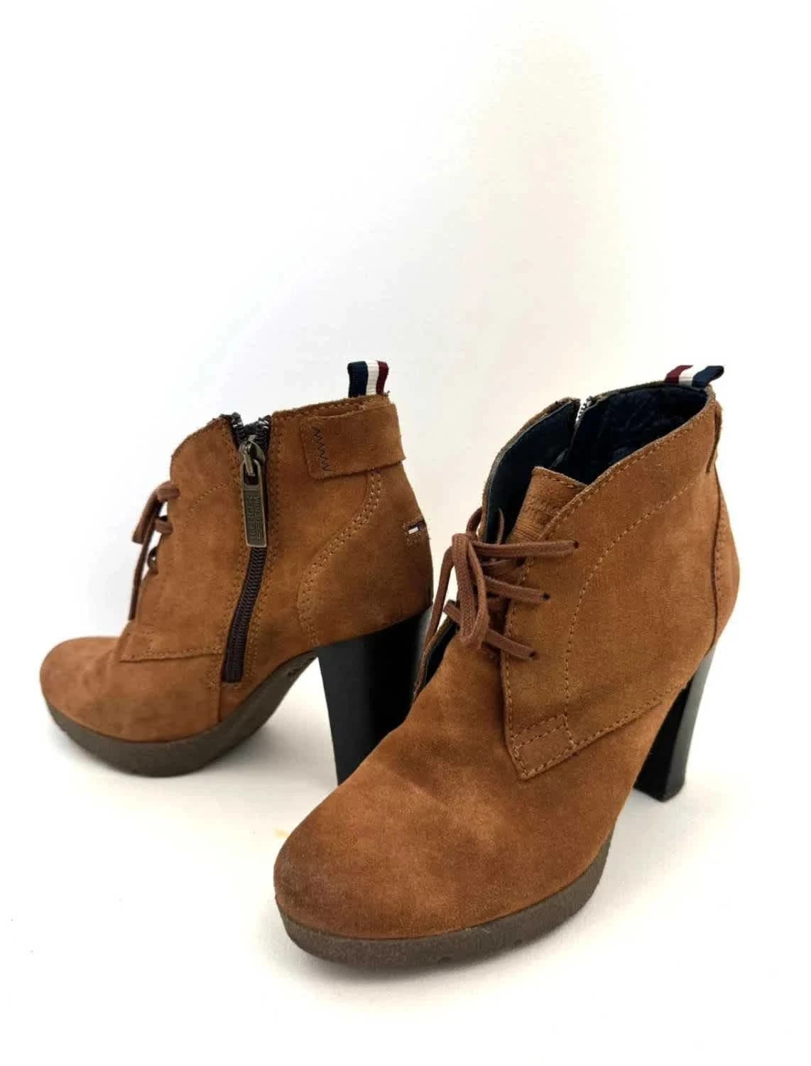 Bottines talon cuir suédé Tommy Hilfiger camel taille 36 - Photo 1/15