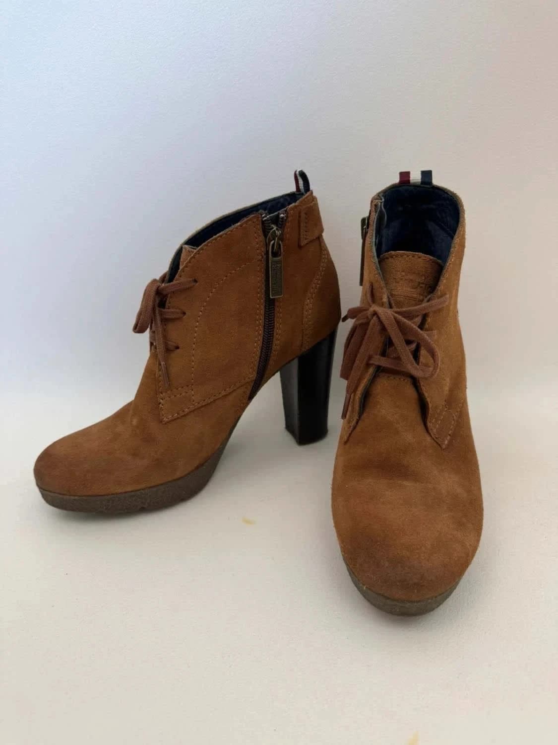 Bottines talon cuir suédé Tommy Hilfiger camel taille 36 - Photo 4/15