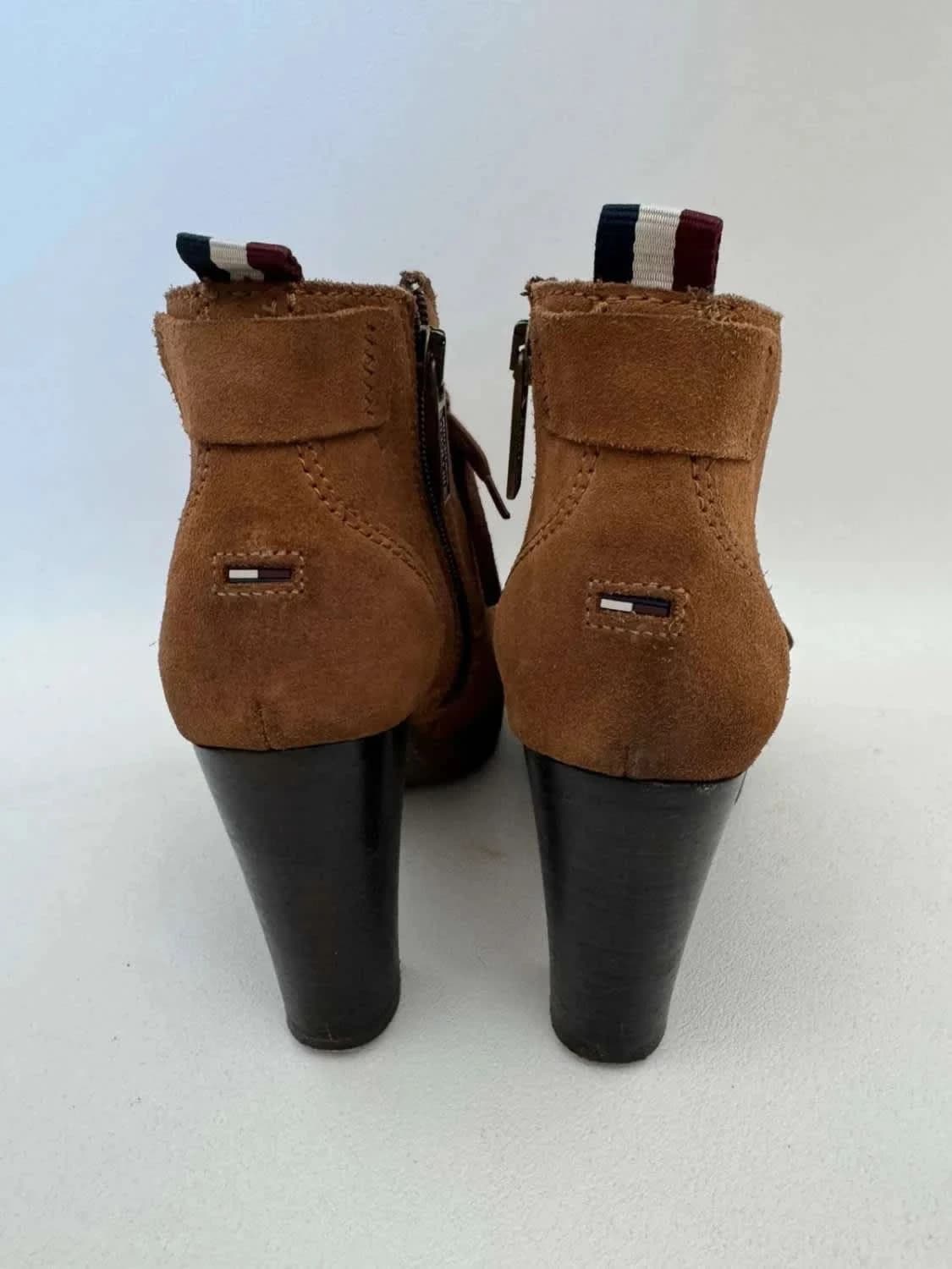 Bottines talon cuir suédé Tommy Hilfiger camel taille 36 - Photo 11/15