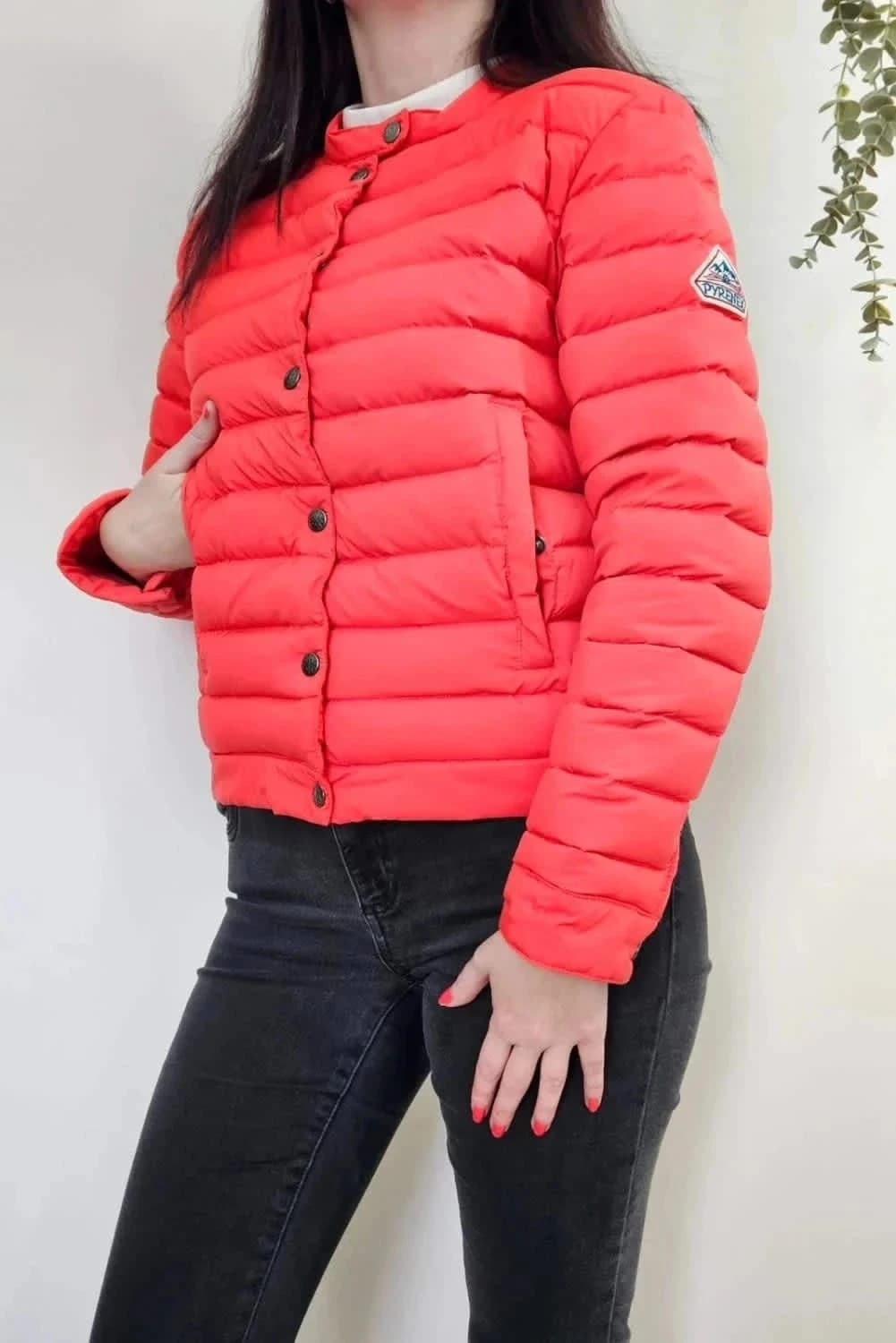 Doudoune Pyrenex rouge duvet taille 38 - Photo 2/15
