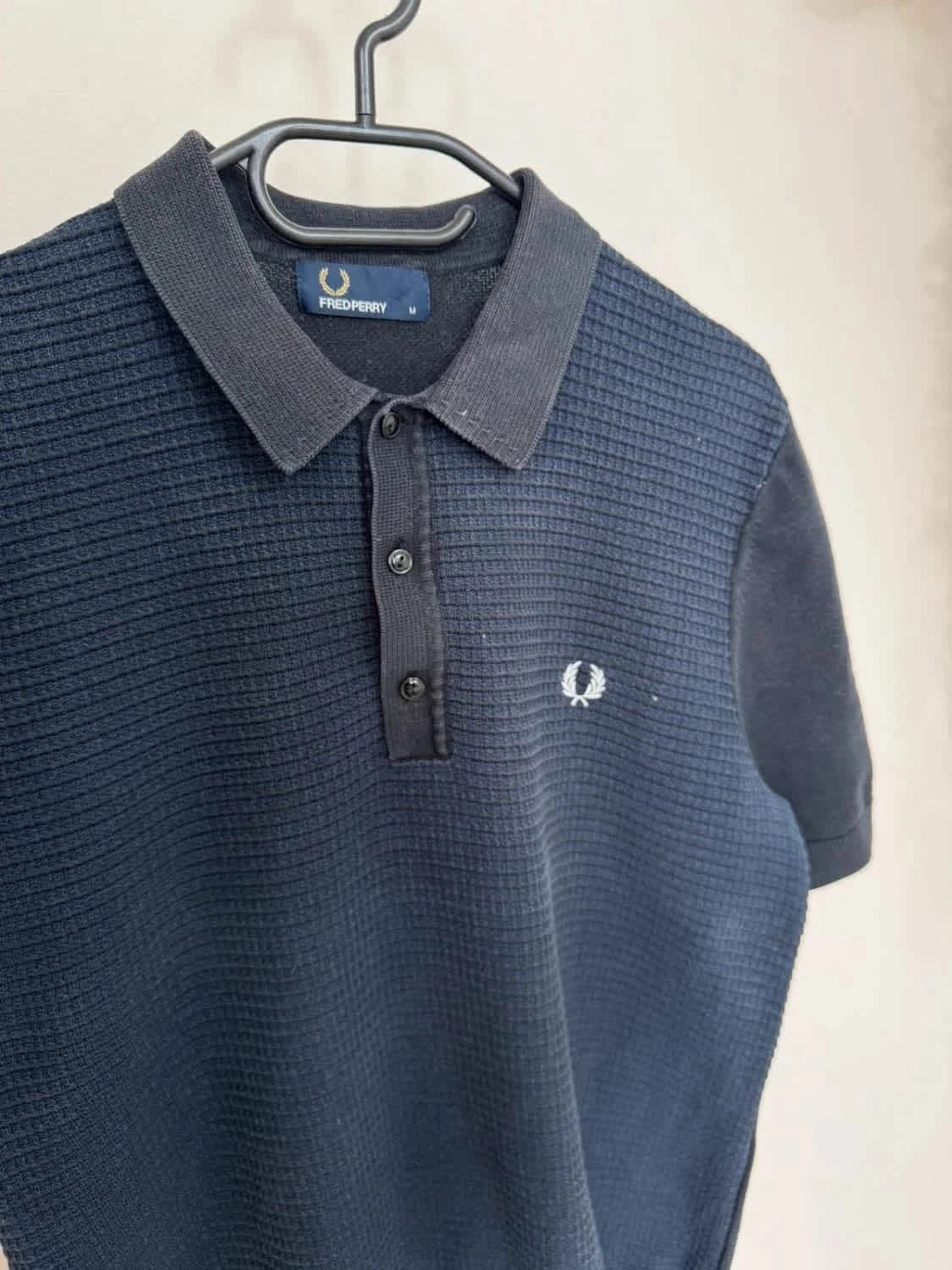 Polo Fred Perry bleu marine maille texturée 100% coton col boutonné logo brodé blanc taille M - Photo 3/7