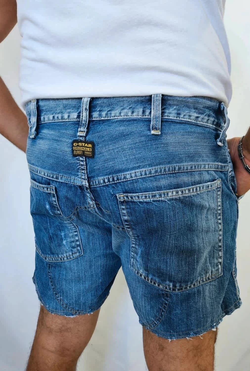 Short en jeans G-Star Raw taille 44 - Photo 1/8