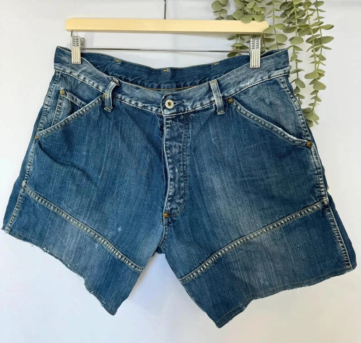 Short en jeans G-Star Raw taille 44 - Photo 2/8