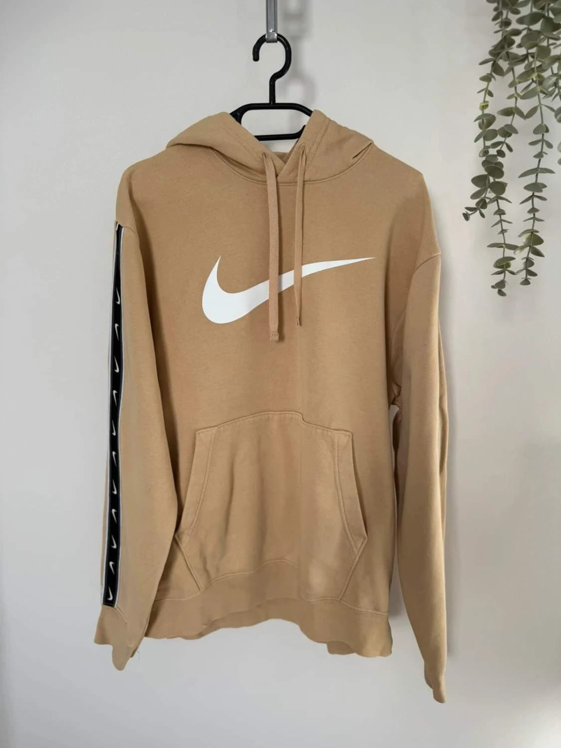 Sweat/Hoodie Nike beige à capuche logo swoosh bandes manches taille M - FP2512114 - Photo 2/9