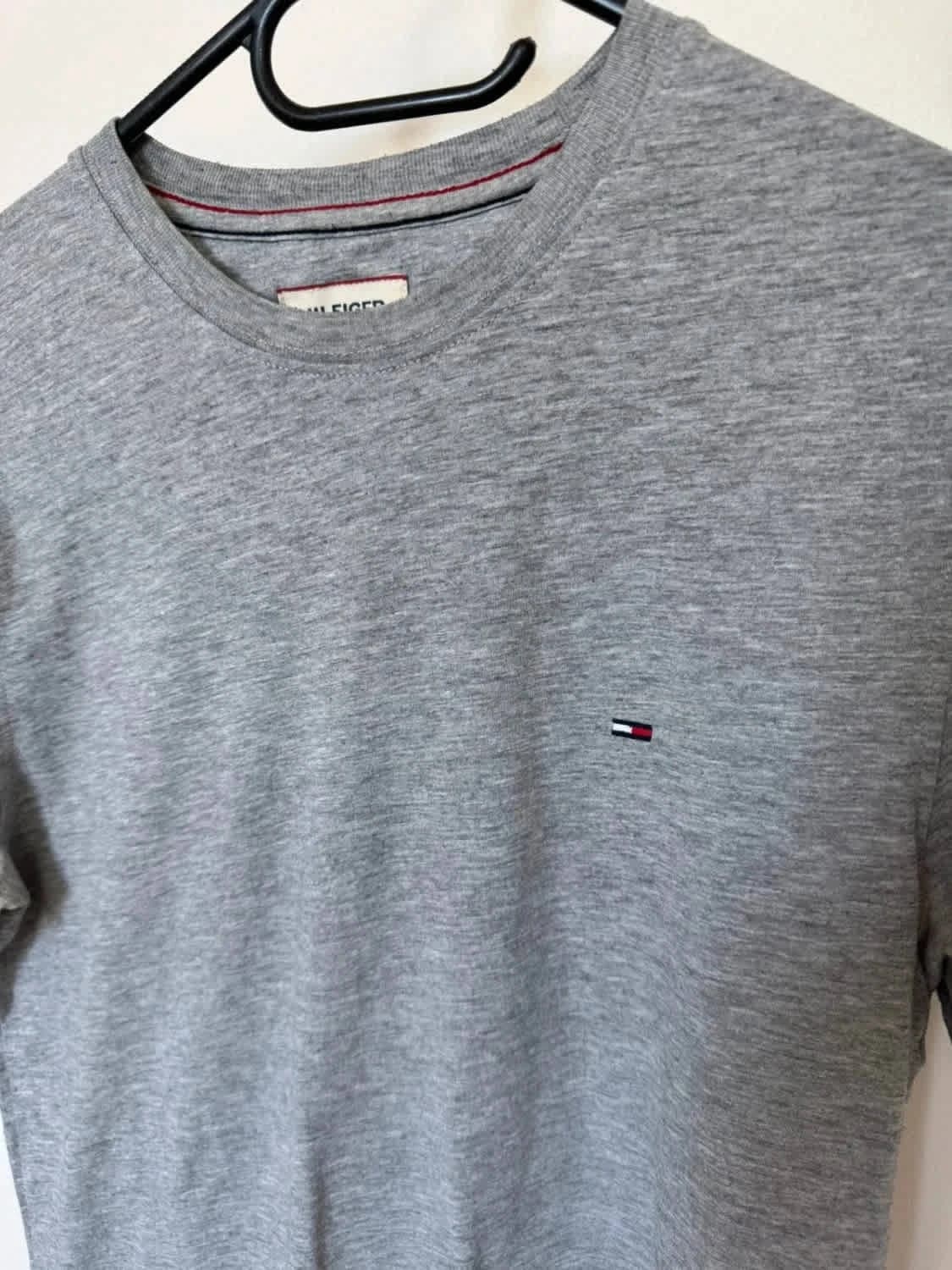 T-shirt gris logo brodé Tommy Hilfiger taille S - Photo 3/7