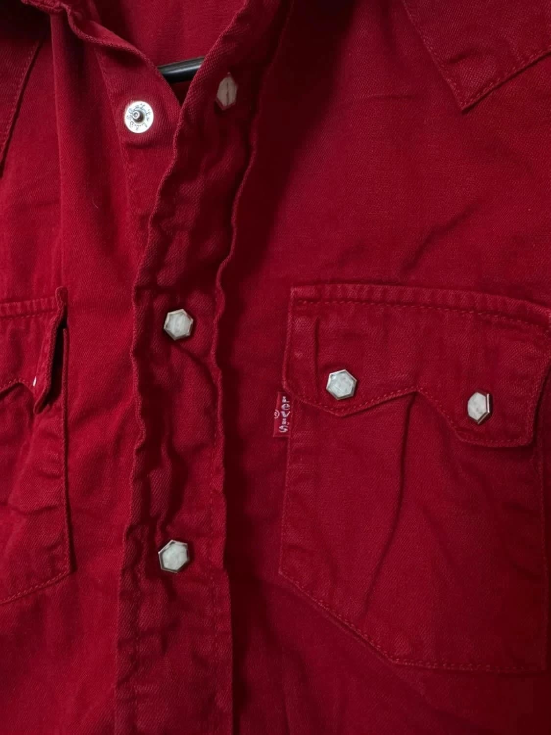 Chemise rouge Levi’s Western boutons pressions taille XS - Photo 5/8