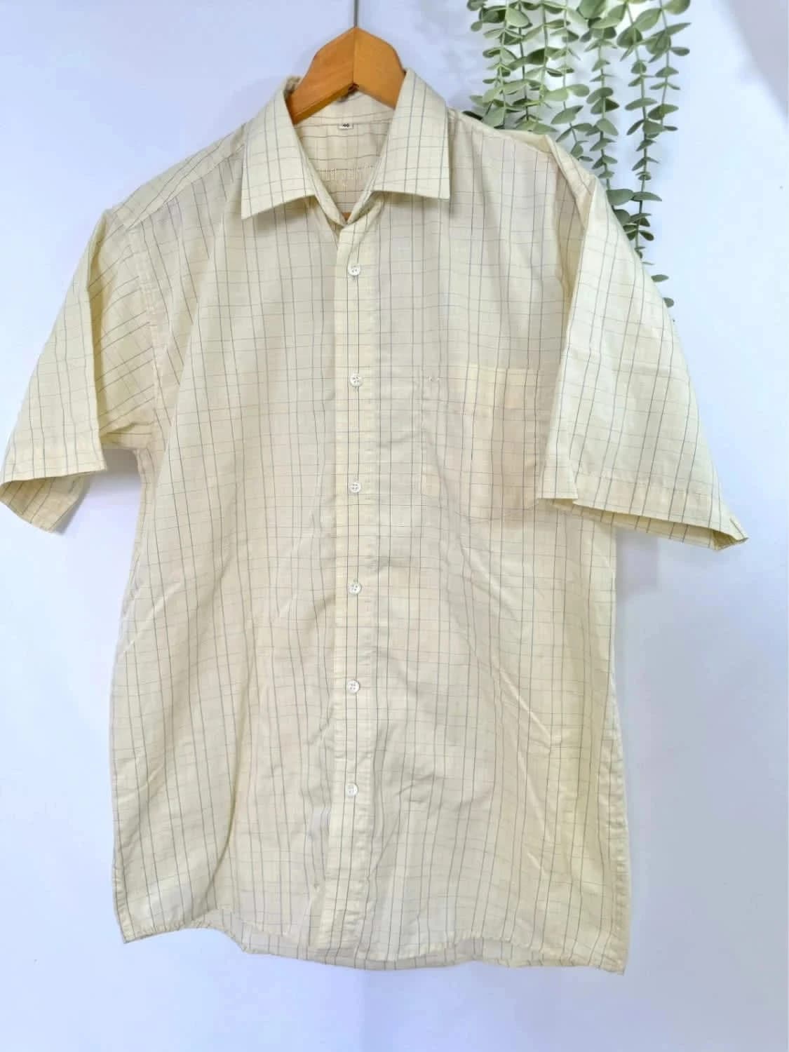 Chemise jaune pastel manches courtes Miller & Simons taille 40 - Photo 2/5