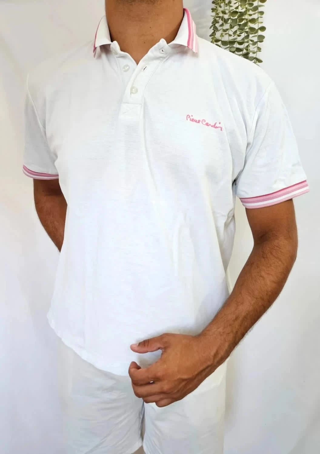 Polo blanc logo brodé rose Pierre Cardin taille L - Photo 1/7