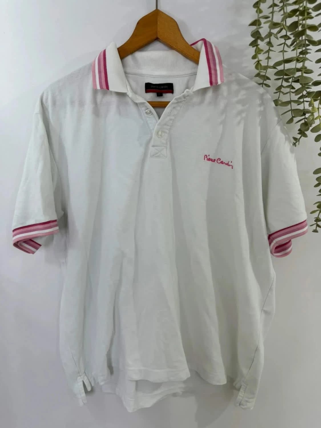 Polo blanc logo brodé rose Pierre Cardin taille L - Photo 2/7