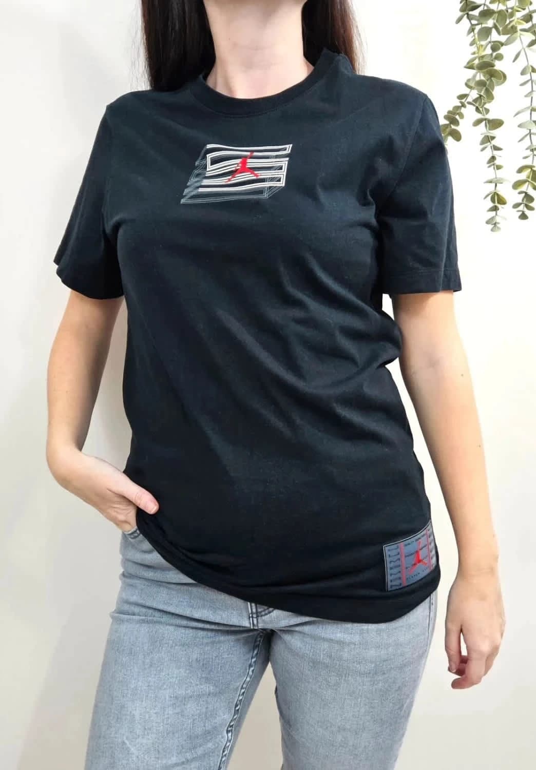 Tee-shirt noir Nike Air Jordan taille S - Photo 2/9