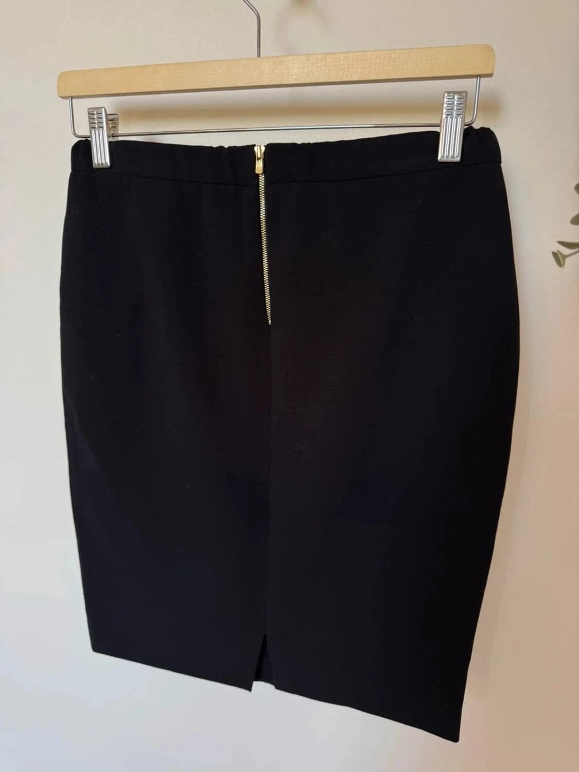 Jupe crayon noire Sandro avec noeud cuir taille 1 - Photo 4/7