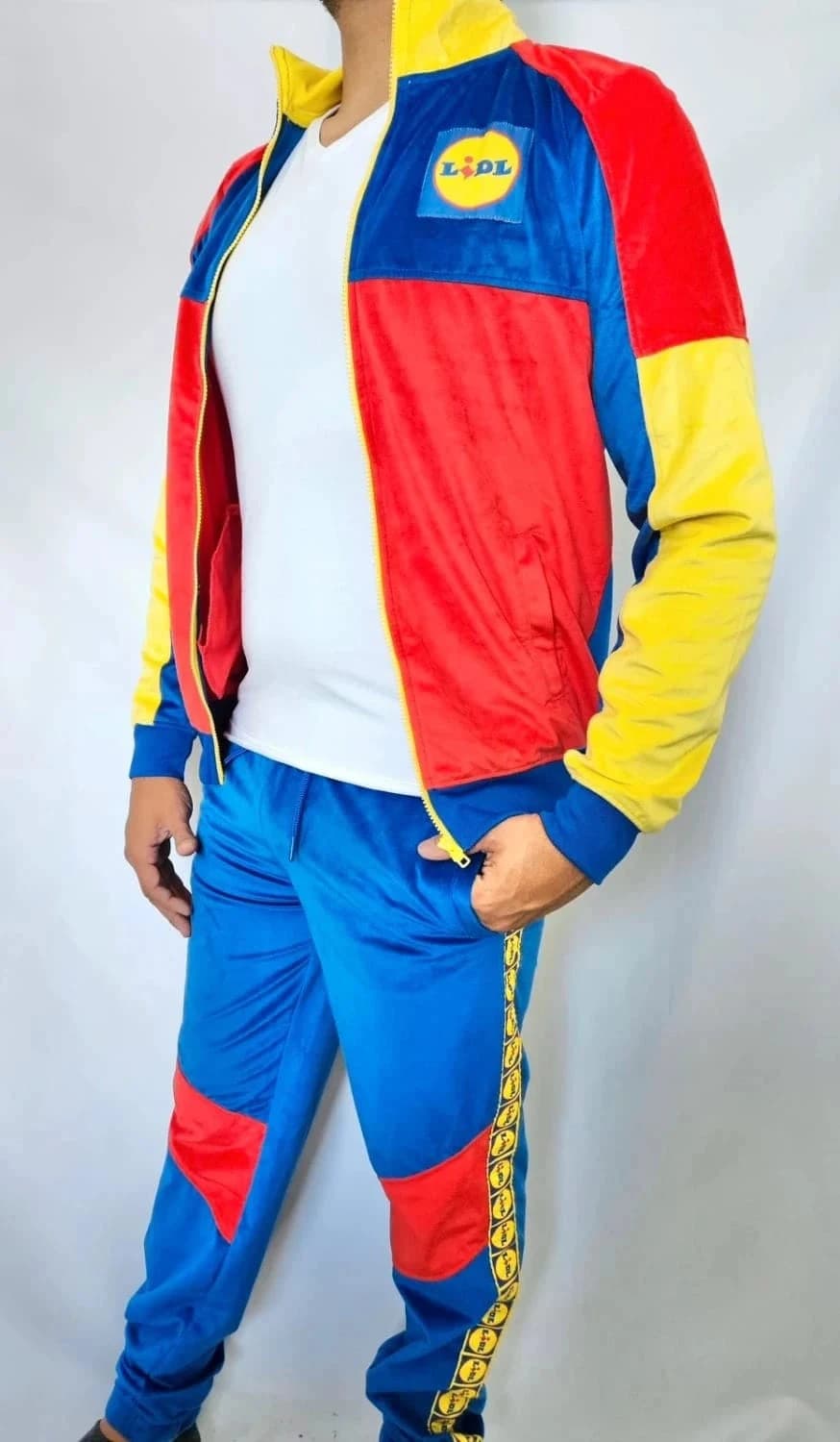 Survetement velours lidl livergy édition limitée ensemble taille S - Photo 3/13