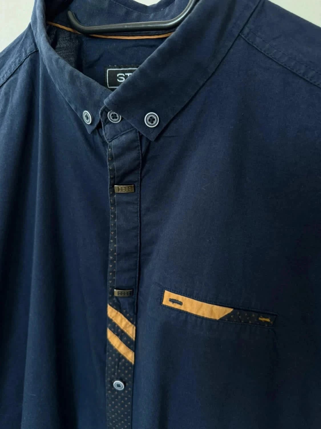 Chemise bleu marine unie manches courtes coupe ajustée taille XXL - Photo 5/7