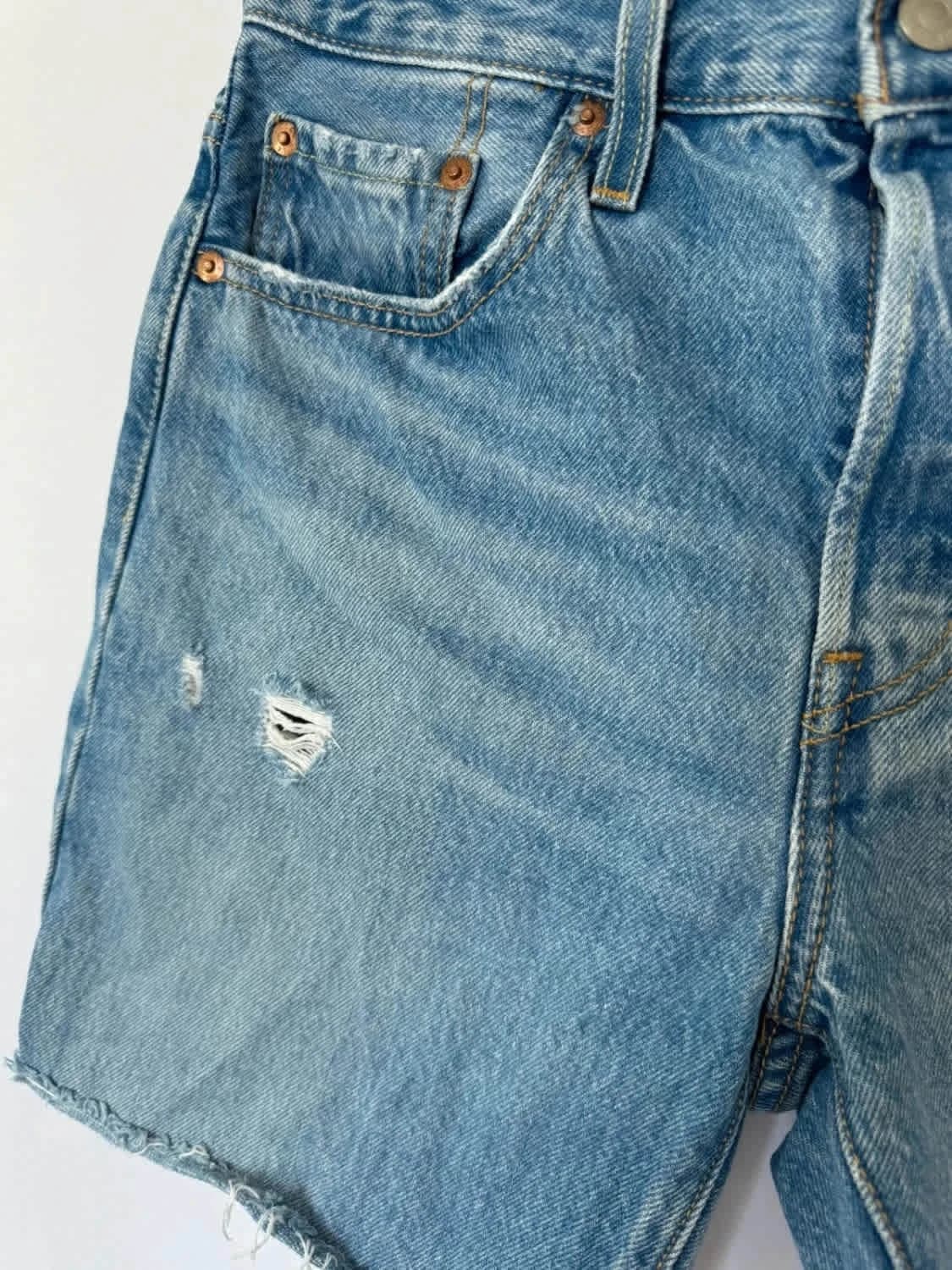 Short en jean Levi’s 501 W27 taille 37 - Photo 4/10