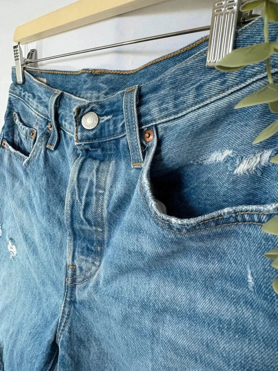 Short en jean Levi’s 501 W27 taille 37 - Photo 3/10