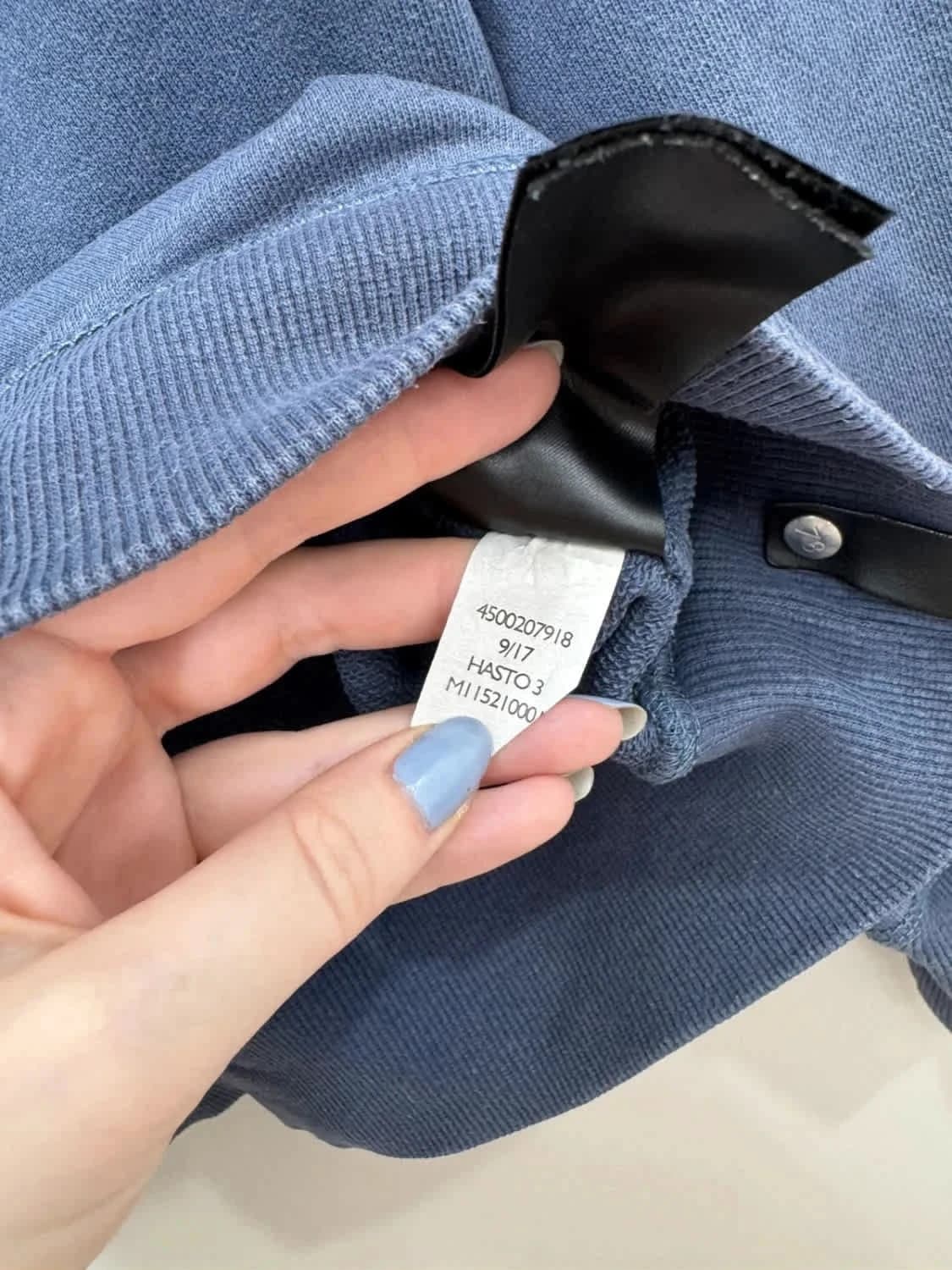 Sweat bleu Calvin Klein taille S - Photo 9/10
