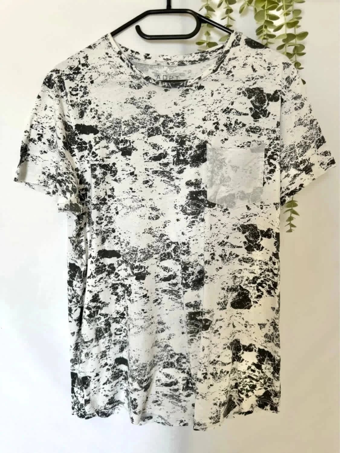Tee-shirt ADPT motif marbré noir et blanc taille M - Photo 2/7
