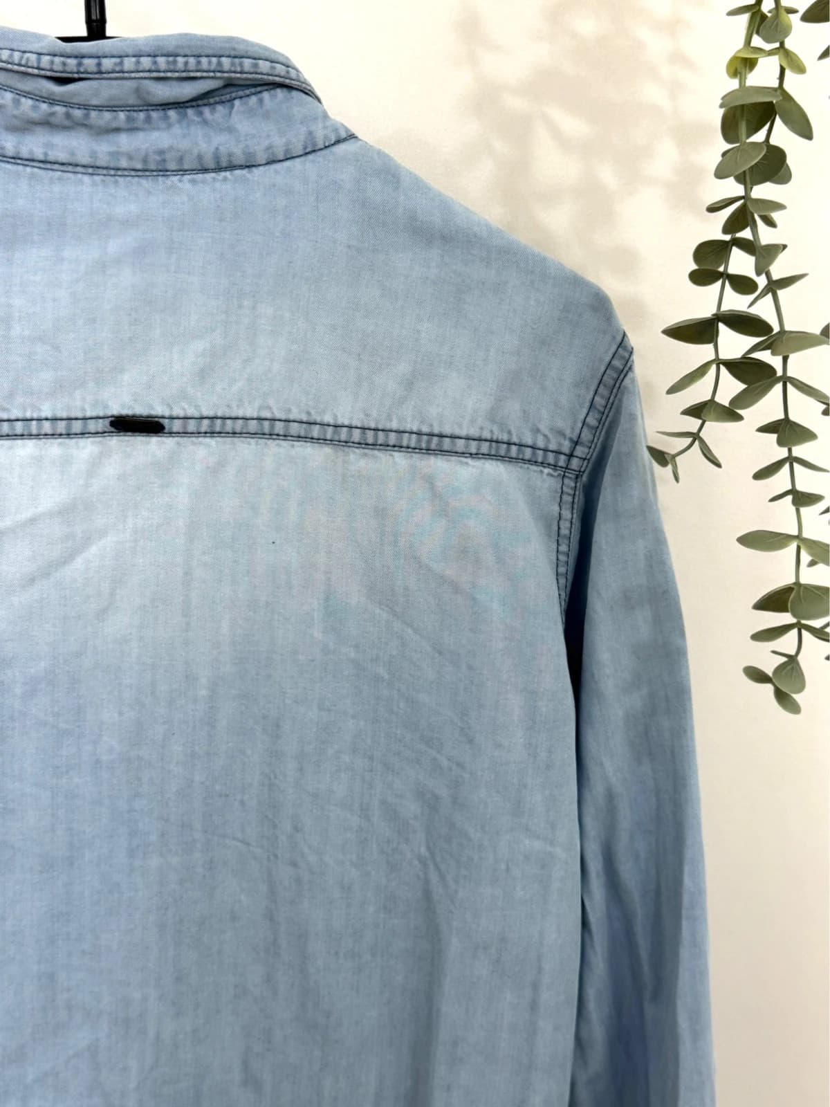 Chemise denim IKKS bleu clair taille 38 - Photo 9/9