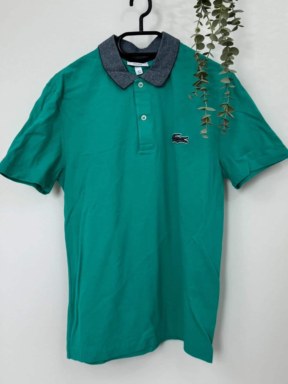 Polo piké Lacoste regular fit zielone, kontrastowy kołnierzyk, duże logo, rozmiar 4/M - PP2603253 - Zdjęcie 2/8