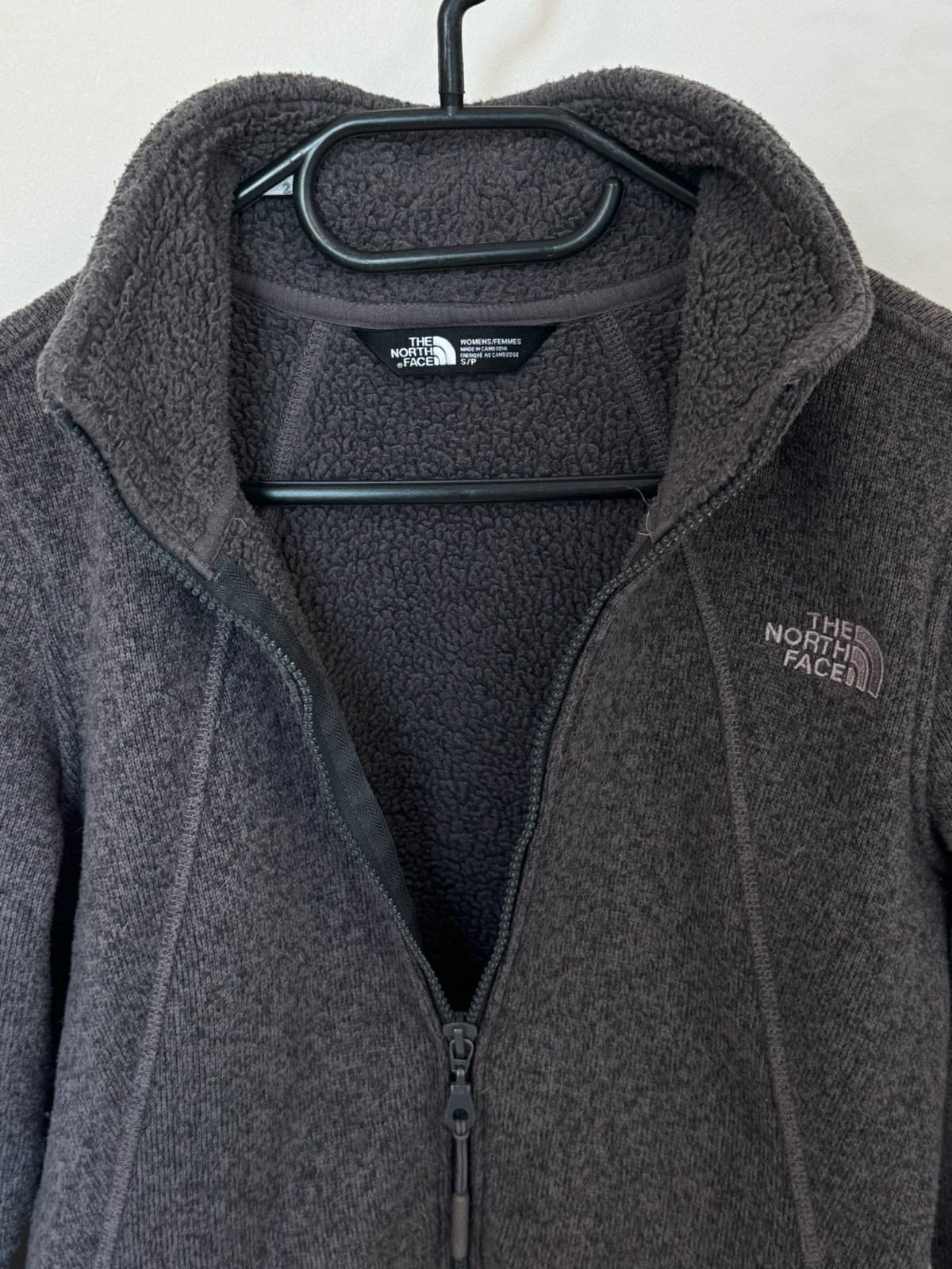 Veste polaire zippée The North Face gris chiné taille S - Photo 5/13