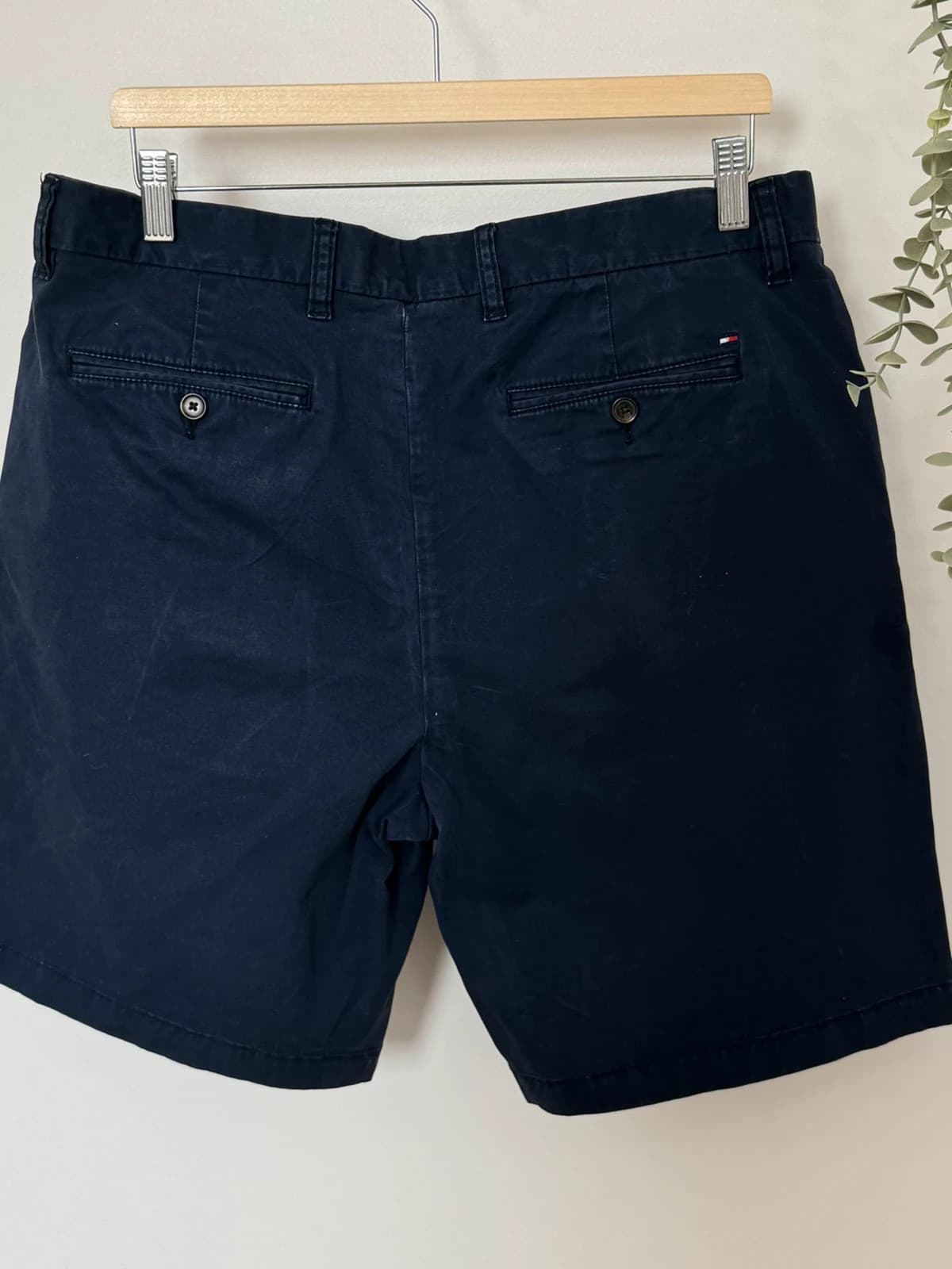 Short chino Tommy Hilfiger bleu marine taille W36/XL - PP2603119 - Photo 5/9