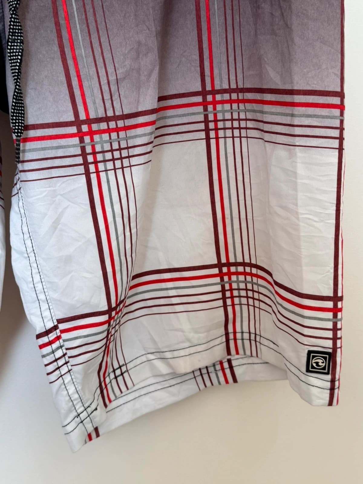 Short de bain boardshort Ocean Current à carreaux noir rouge taille XL/W36 - PP2603189 - Photo 3/8
