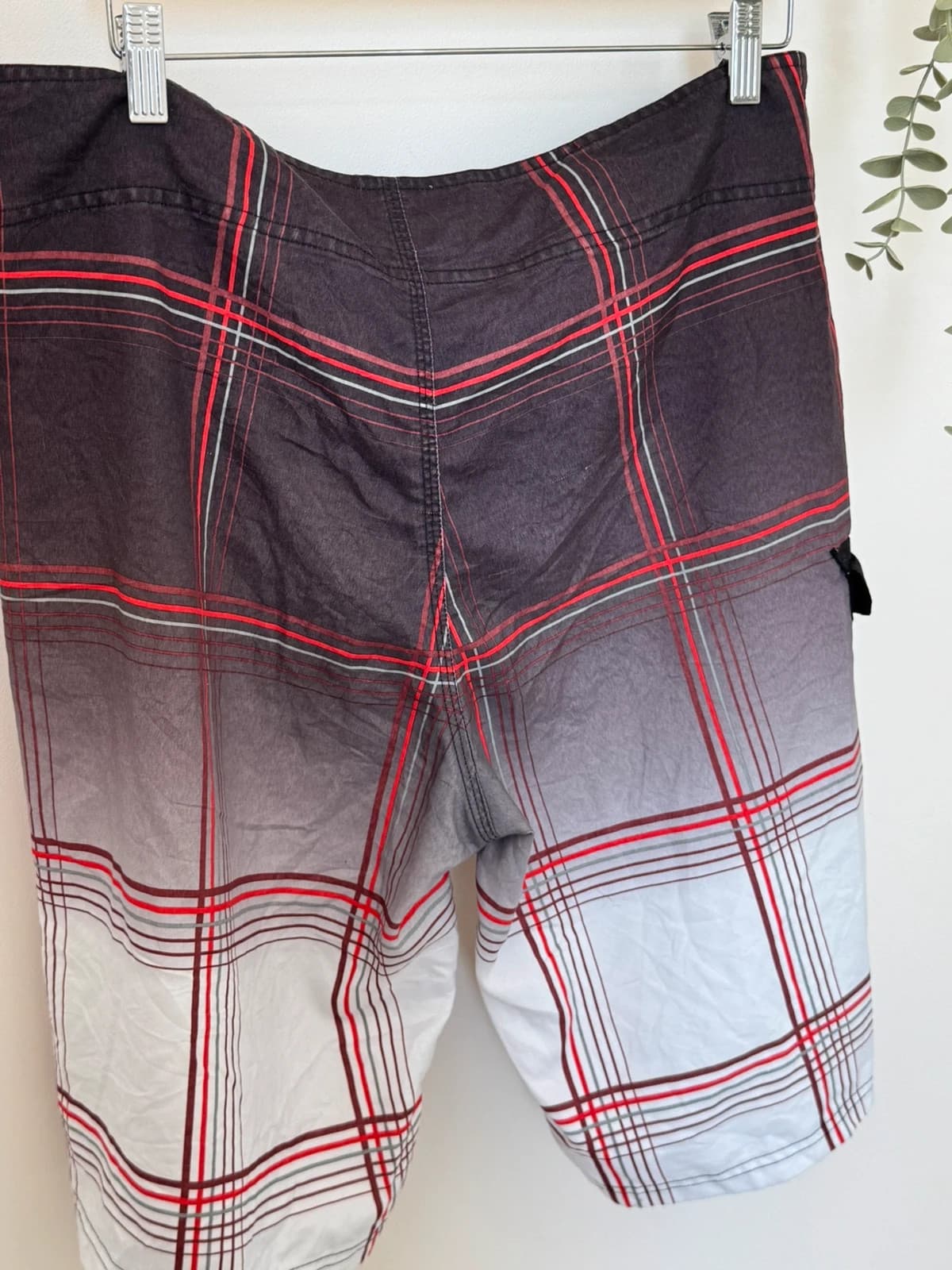 Short de bain boardshort Ocean Current à carreaux noir rouge taille XL/W36 - PP2603189 - Photo 5/8