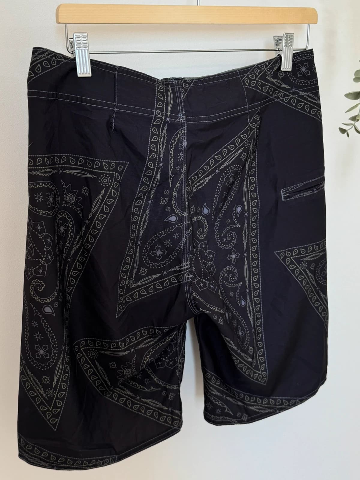 Short de bain boardshort Split Co noir motif bandana taille 30/M - PP2603192 - Photo 5/8