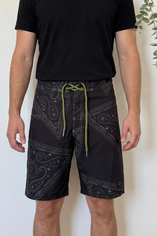 Short de bain boardshort Split Co noir motif bandana taille 30/M - PP2603192 - Photo 1/8