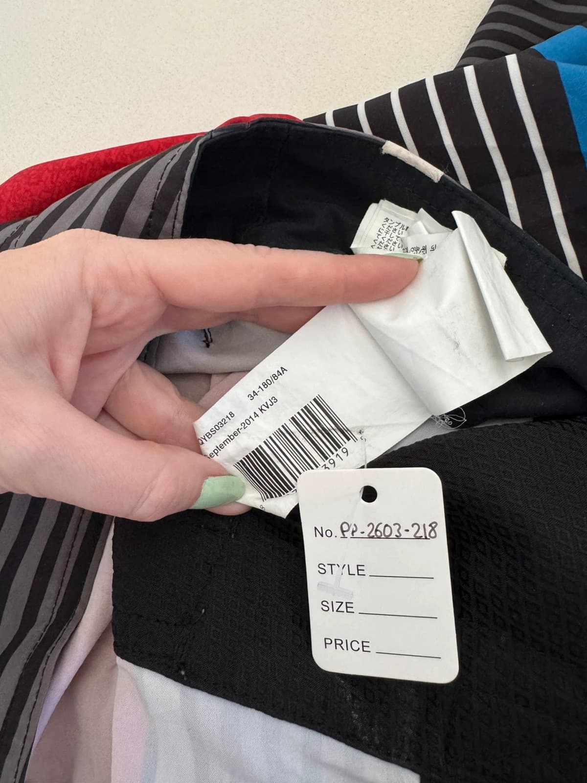 Short de bain boardshort Quiksilver rayé rouge bleu taille 34/L - PP2603218 - Photo 7/10