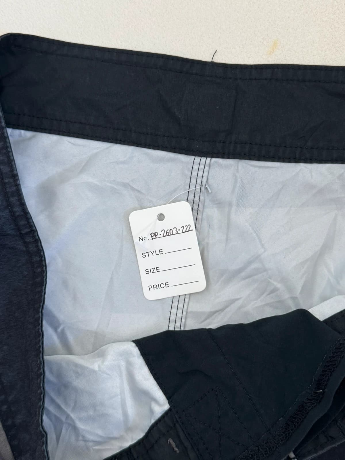 Short de bain Quiksilver rayé noir gris taille L/W34 - PP2603222 - Photo 7/9