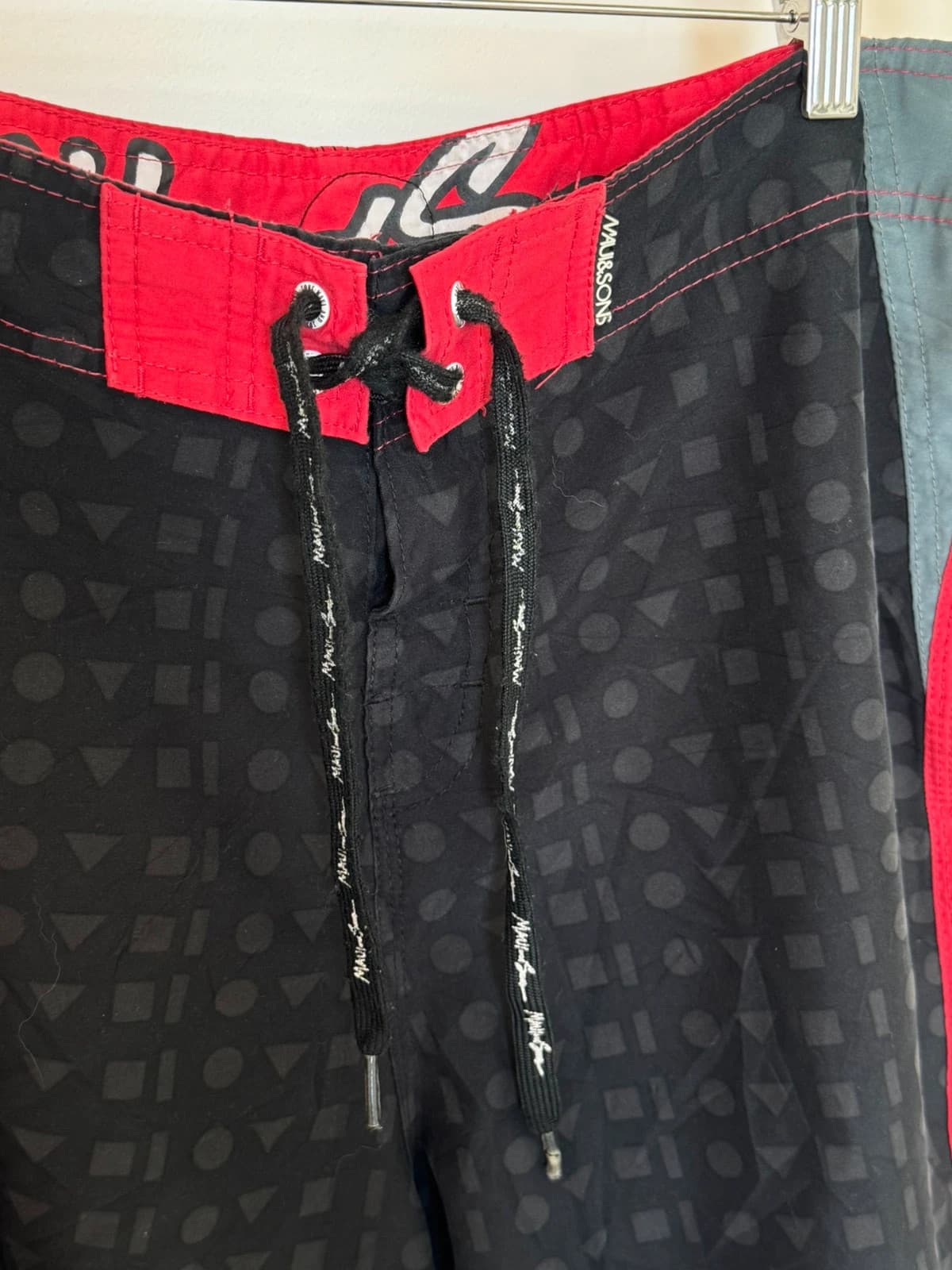 Short de bain Maui and Sons noir rouge taille L/W36 - PP2603224 - Photo 5/8