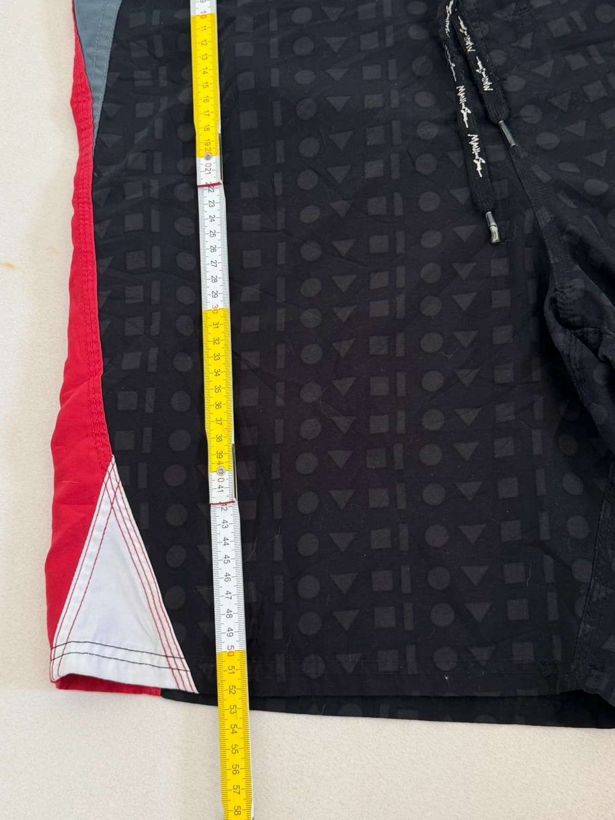 Short de bain Maui and Sons noir rouge taille L/W36 - PP2603224 - Photo 8/8