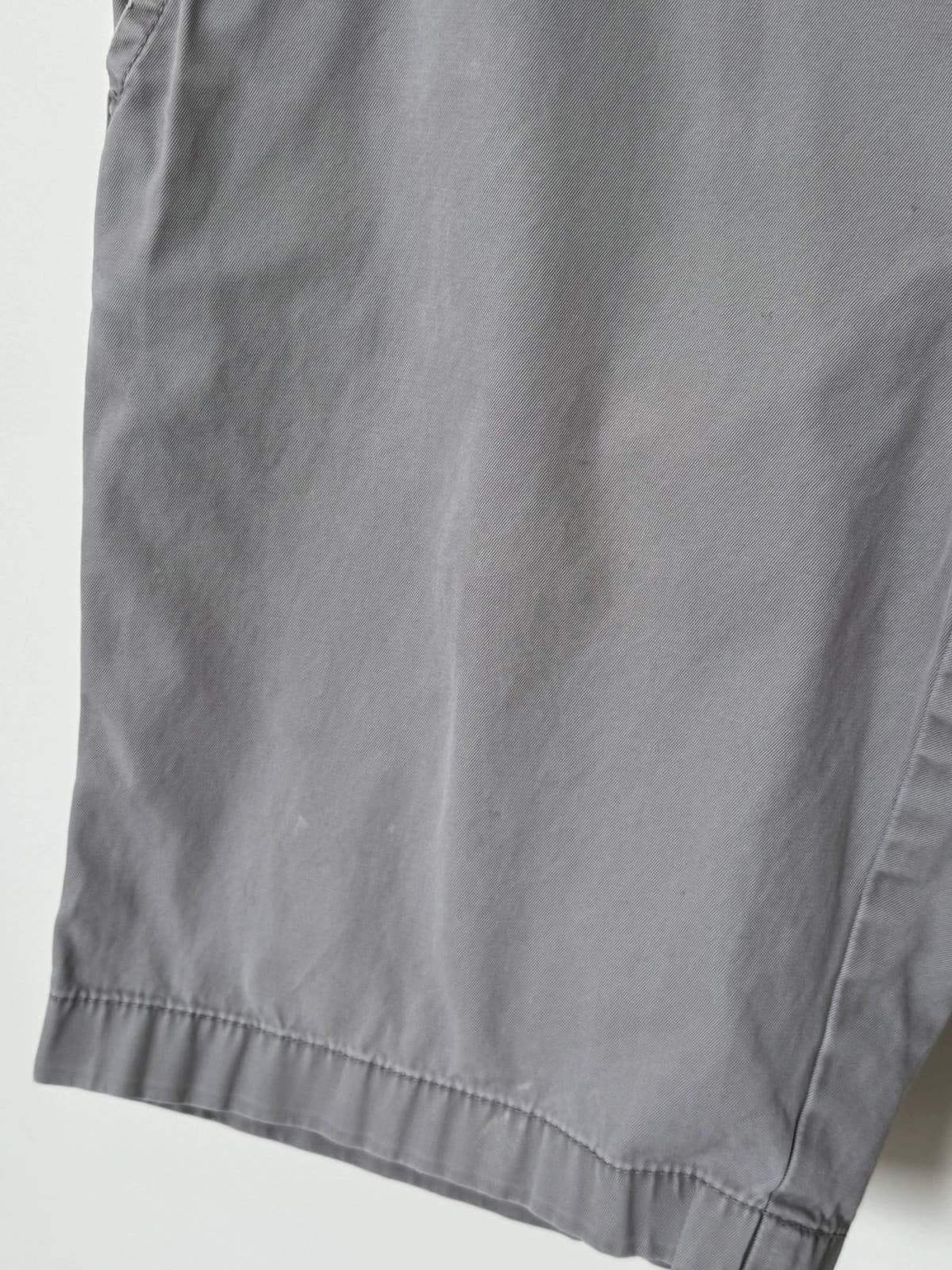 Short chino classic fit Tommy Hilfiger gris taille W32 - PP2603155 - Photo 6/9