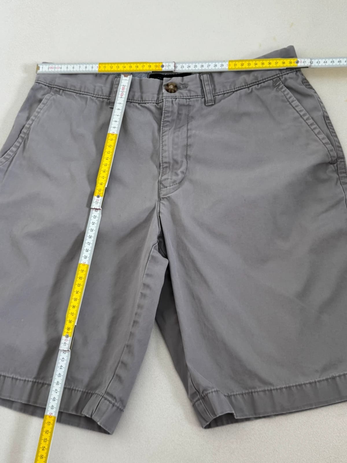 Short chino classic fit Tommy Hilfiger gris taille W32 - PP2603155 - Photo 9/9
