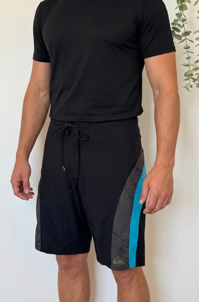 Short de bain Quiksilver noir bleu taille M - PP2603199 - Photo 1/9