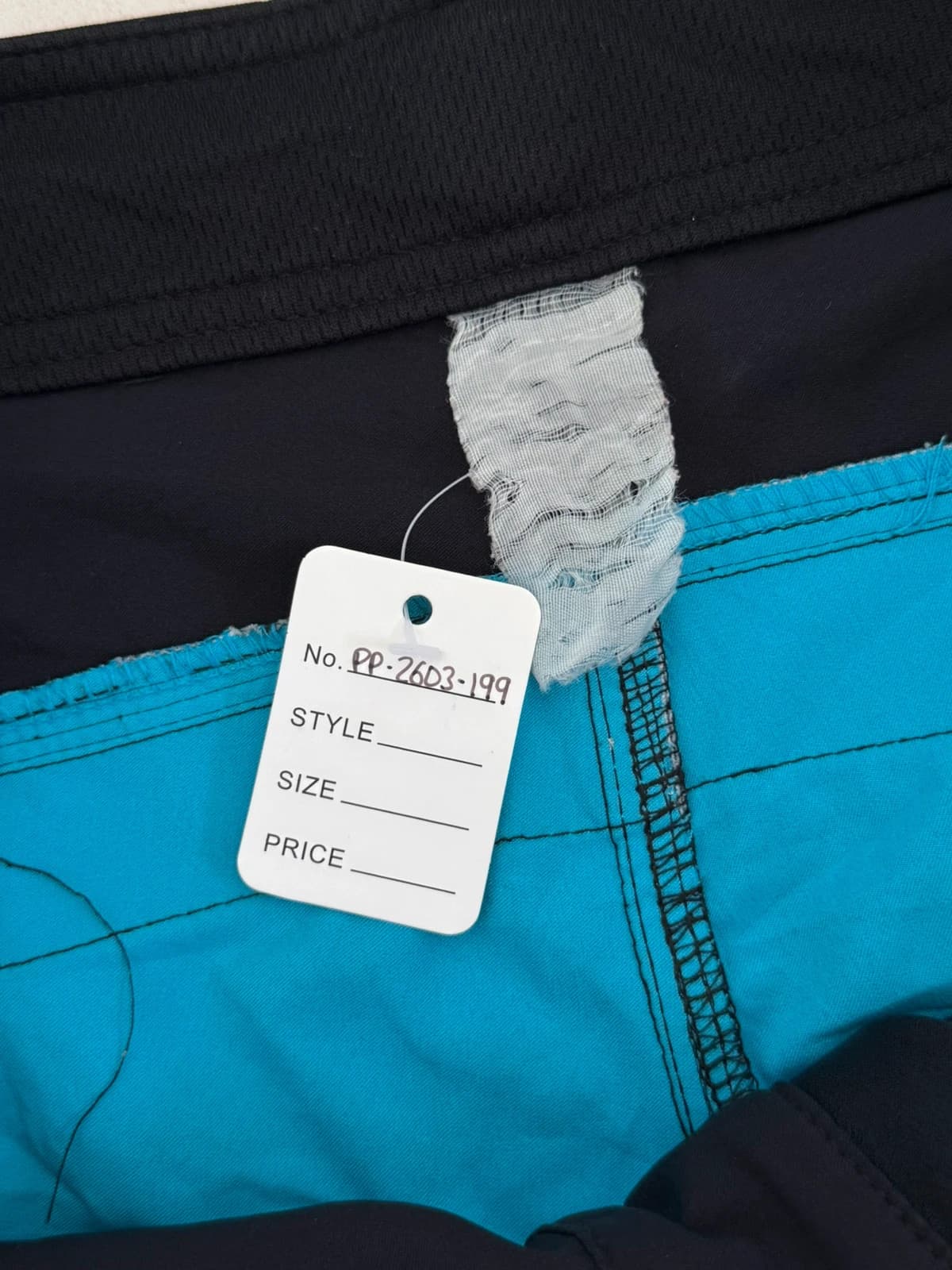 Short de bain Quiksilver noir bleu taille M - PP2603199 - Photo 7/9