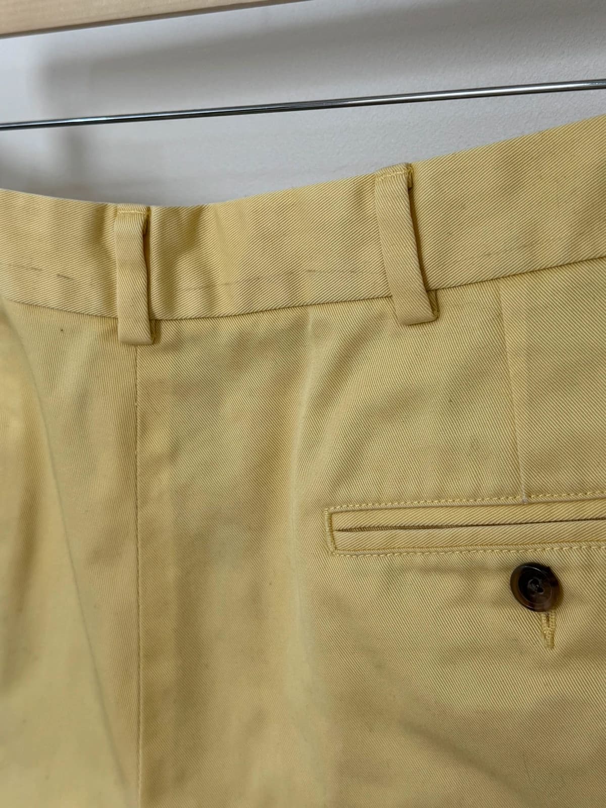 Short chino Brooks Brothers 346 jaune pâle taille W35/L - PP2603127 - Photo 5/9