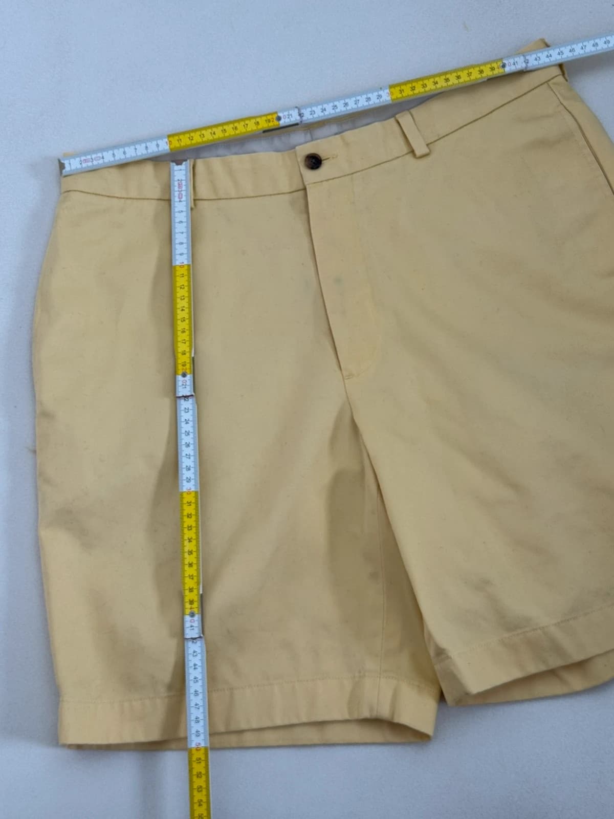 Short chino Brooks Brothers 346 jaune pâle taille W35/L - PP2603127 - Photo 9/9
