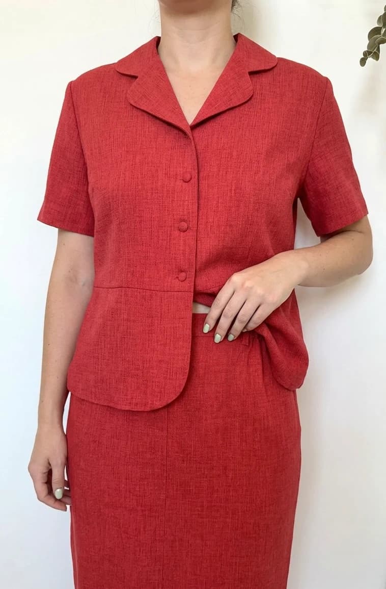 Ensemble tailleur haut jupe Un Jour Ailleurs rouge taille 40 - Photo 1/13