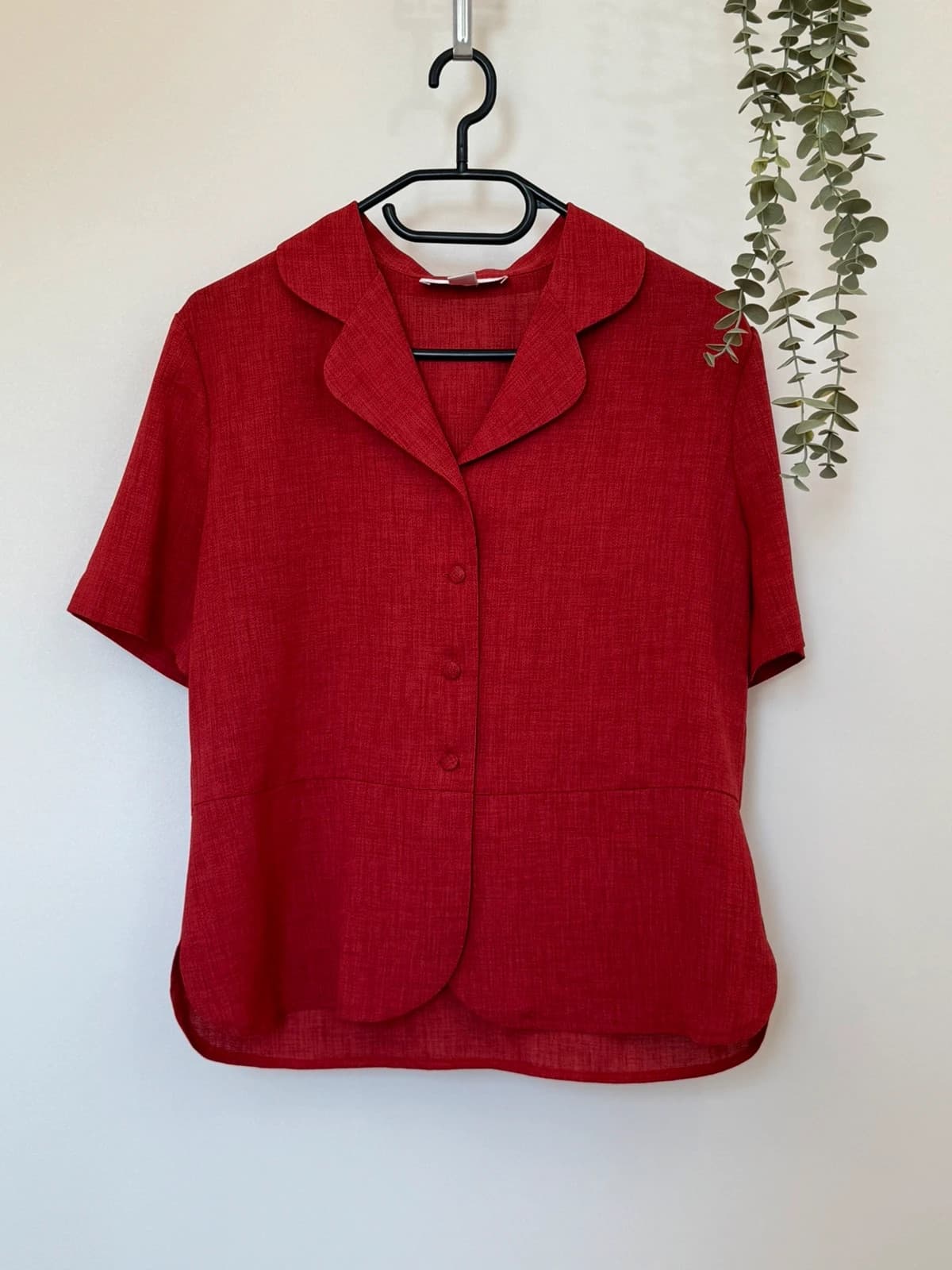 Ensemble tailleur haut jupe Un Jour Ailleurs rouge taille 40 - Photo 2/13
