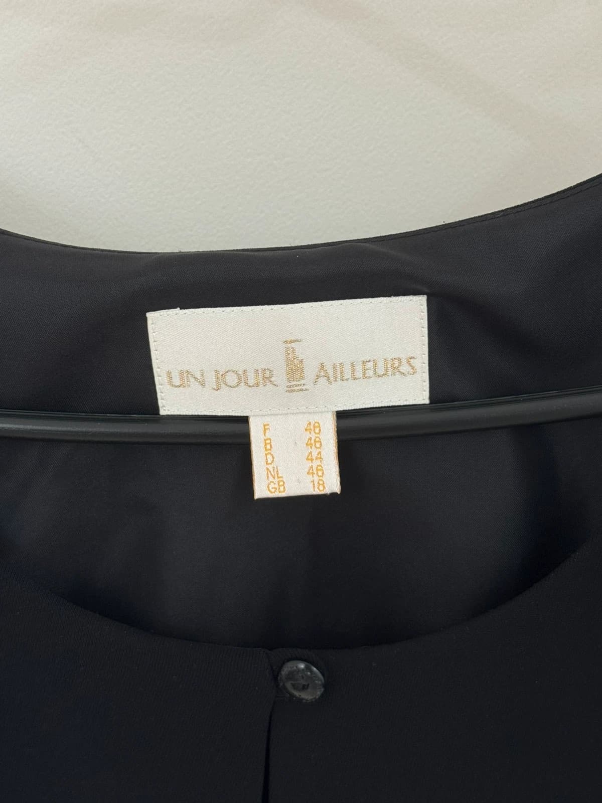 Top sans manches Un Jour Ailleurs noir taille 48/XL - Photo 4/8