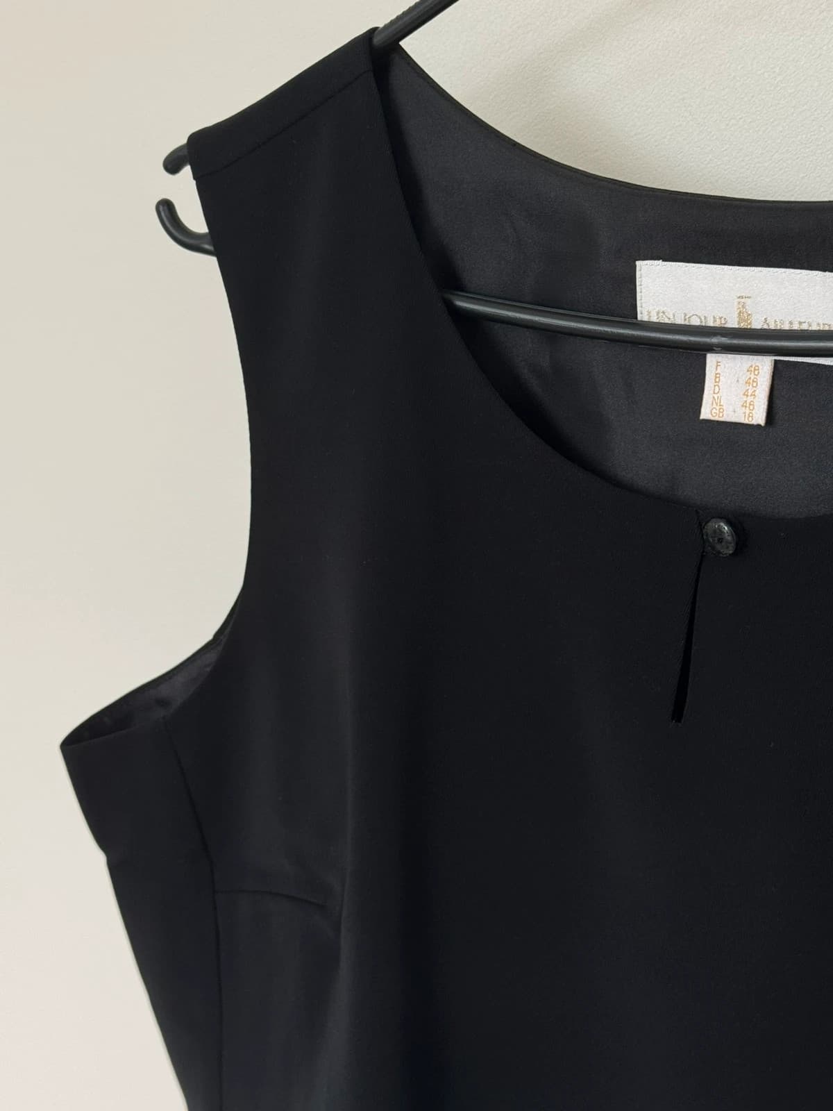 Top sans manches Un Jour Ailleurs noir taille 48/XL - Photo 3/8