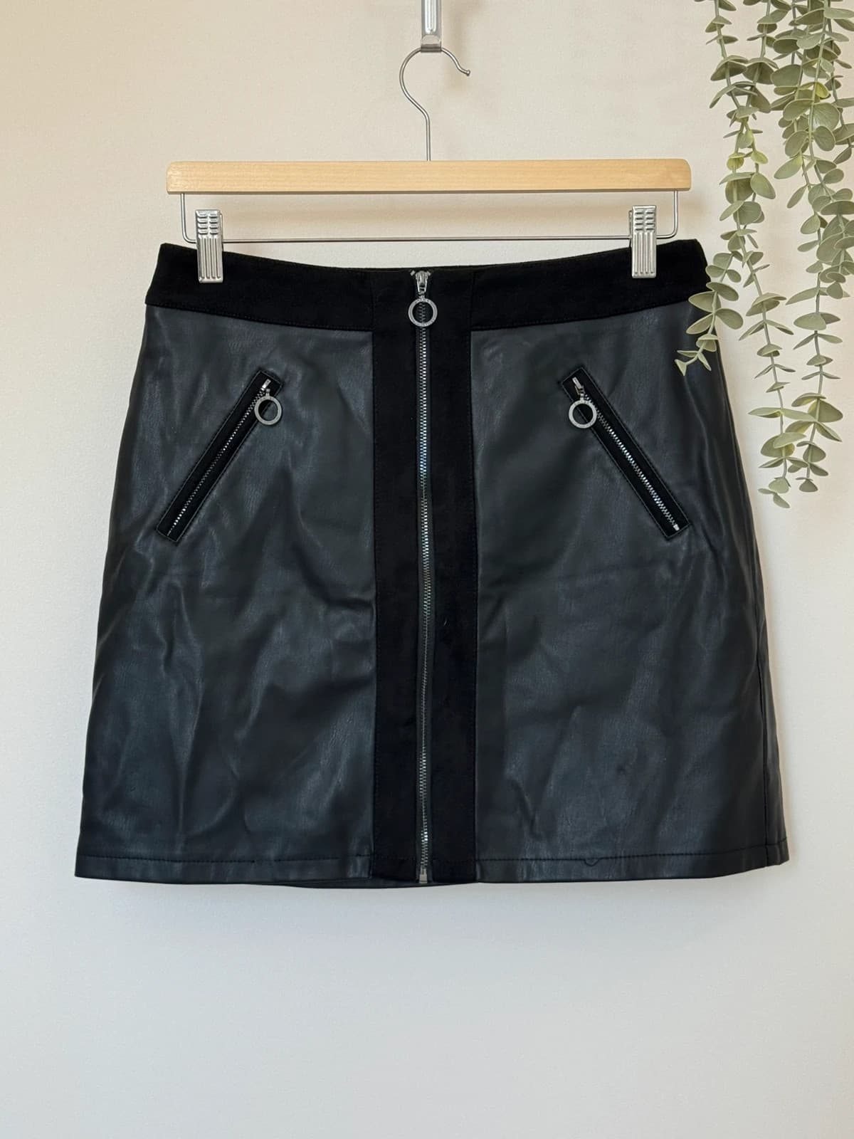 Jupe courte Salsa simili cuir noire intérieur polaire taille M - Photo 2/11