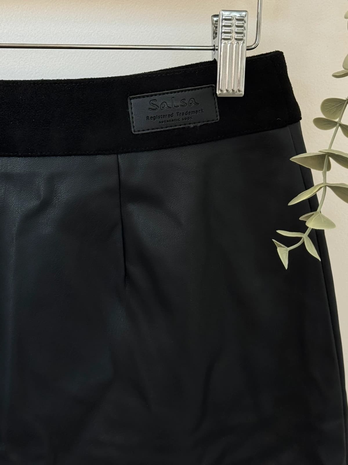 Jupe courte Salsa simili cuir noire intérieur polaire taille M - Photo 6/11