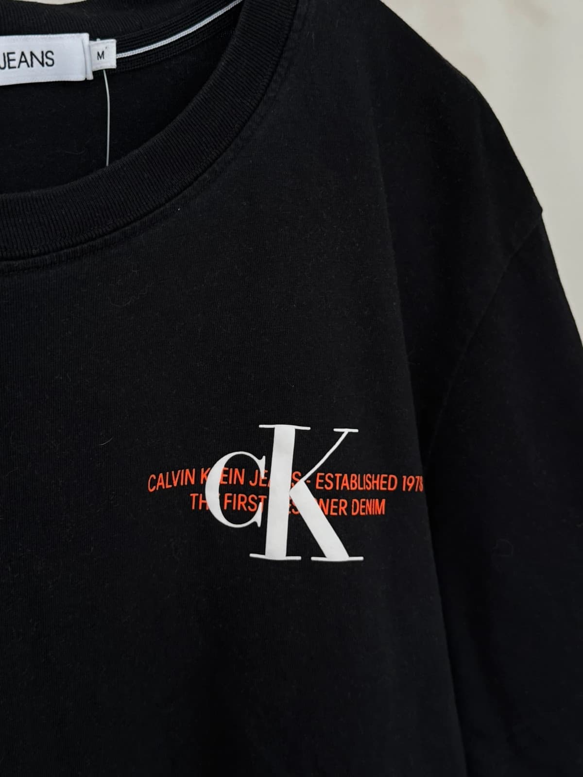 T-shirt Calvin Klein Jeans noir logo dos taille M - FP260329 - Photo 4/9