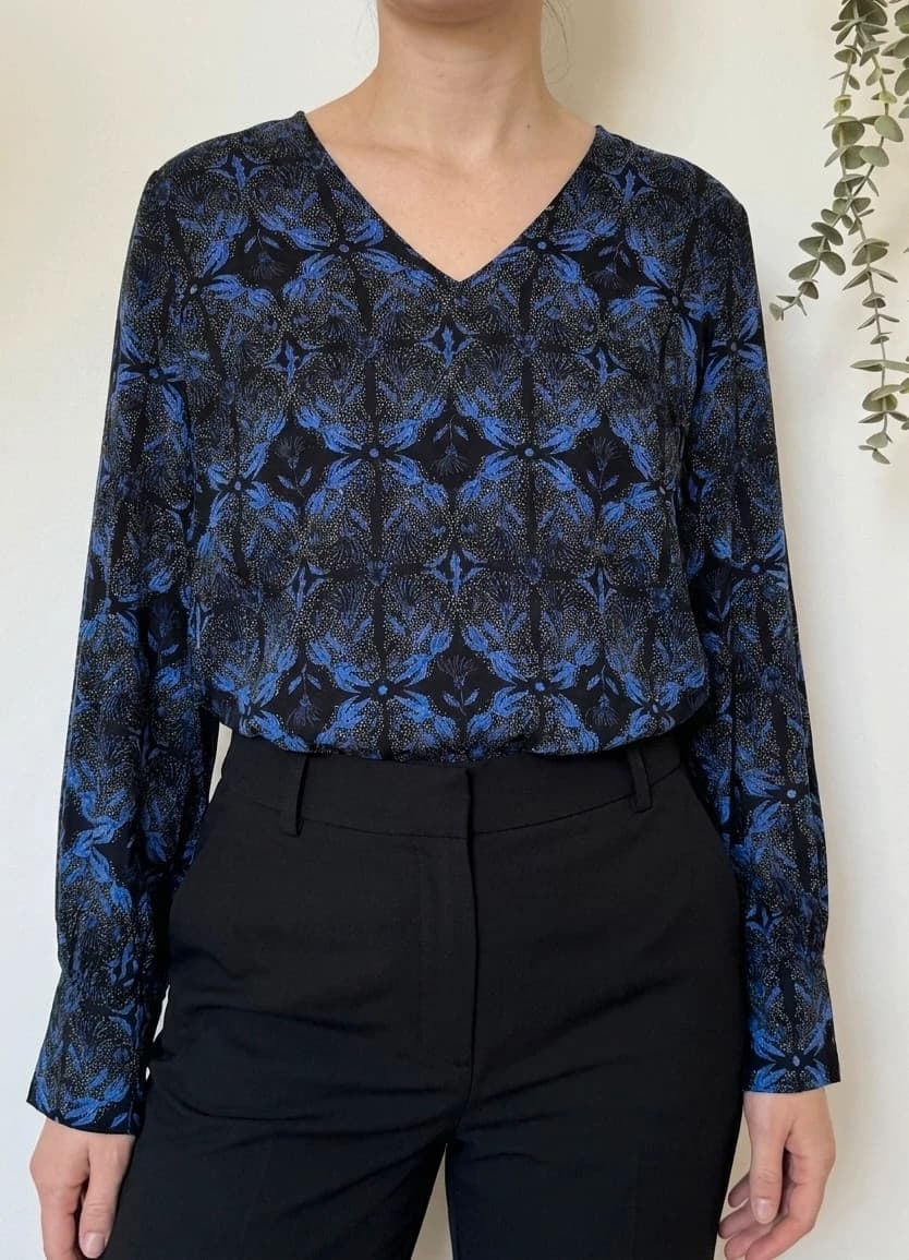 Blouse fluide La Fée Maraboutée imprimé floral noir bleu taille 38/M - SC260598 - Photo 1/7