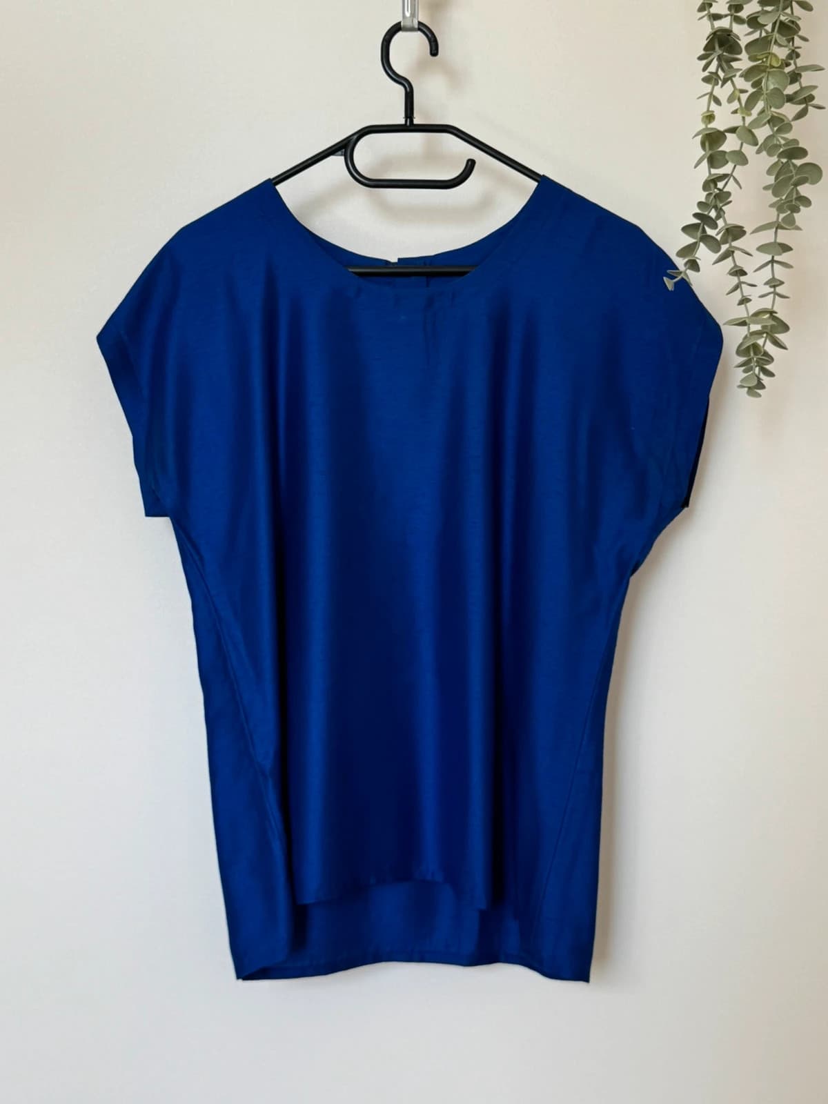 Blouse fluide manches courtes vintage Yves Saint Laurent Variation bleu roi taille L - Photo 2/8